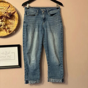 Levi's Signature  Modern Capri Denim Jeans Women Size 28